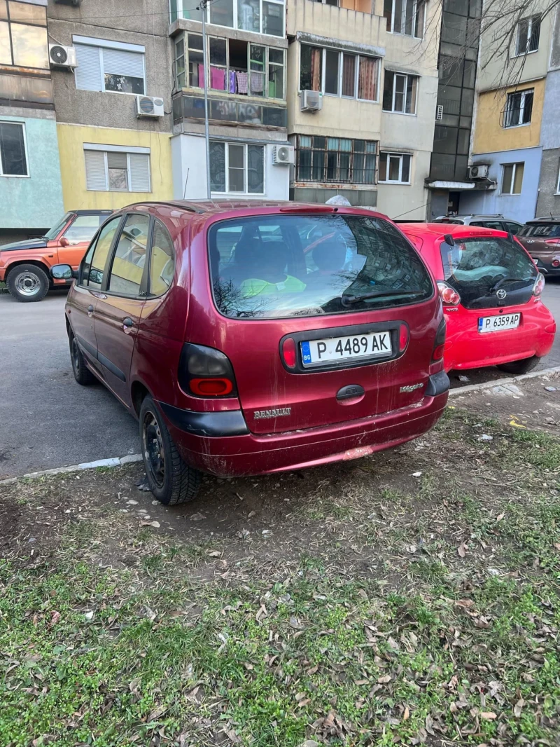 Renault Megane, снимка 4 - Автомобили и джипове - 48727139