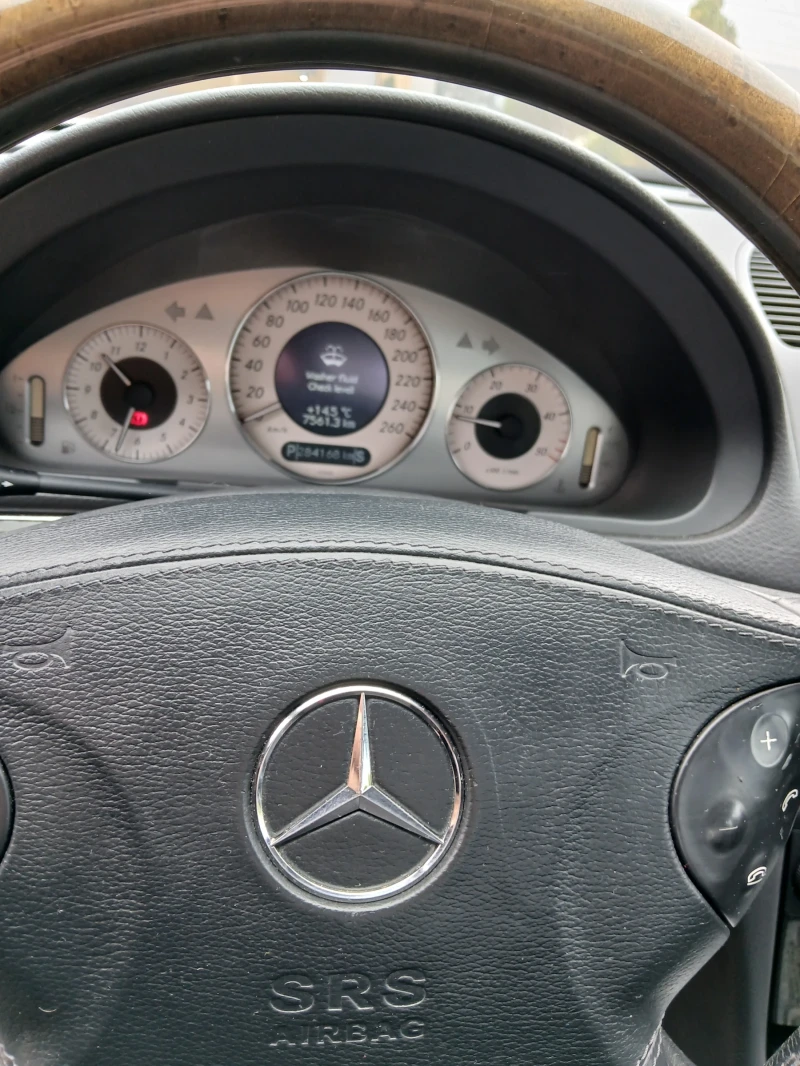 Mercedes-Benz E 320 E 320 , снимка 7 - Автомобили и джипове - 52426458