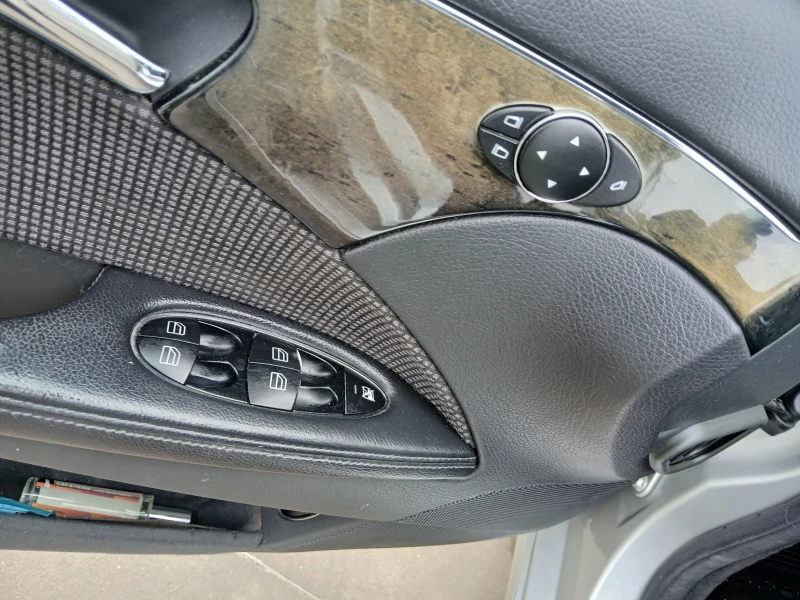 Mercedes-Benz E 320 E 320 , снимка 14 - Автомобили и джипове - 52426458