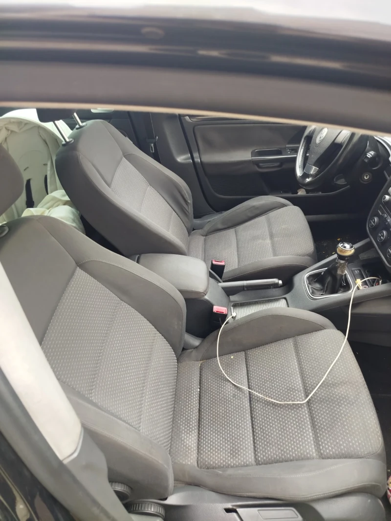 VW Golf  GTS. 2.0Tdi 170 коня, снимка 6 - Автомобили и джипове - 52542984