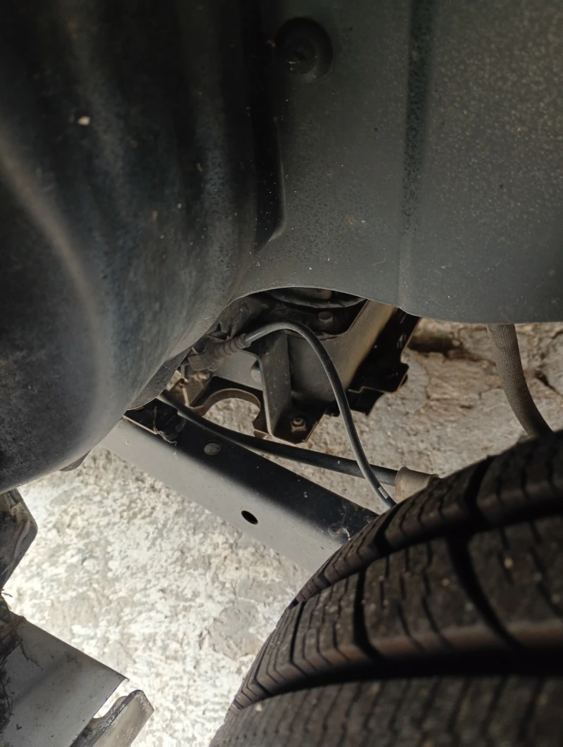 Peugeot iOn, снимка 7 - Автомобили и джипове - 52678132