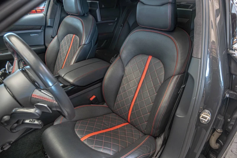Audi S8 PLUS/Exclusive/RSE/B&O/Distr./Камера 360/Kерамика, снимка 15 - Автомобили и джипове - 53528627