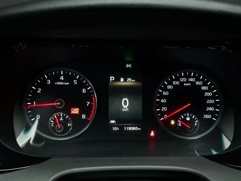 Kia K5 2.0, снимка 8 - Автомобили и джипове - 54263605