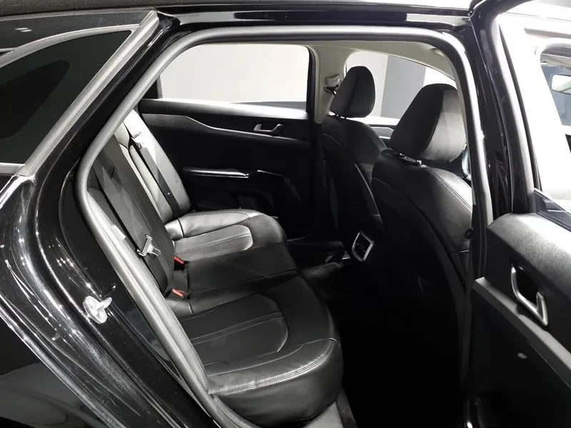 Kia K5 2.0, снимка 12 - Автомобили и джипове - 54263605