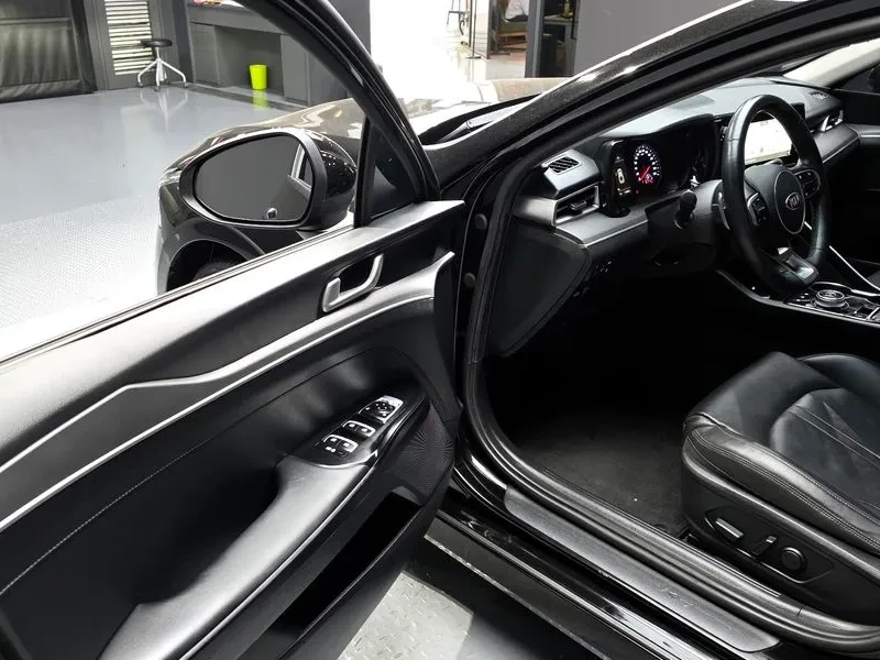 Kia K5 2.0, снимка 11 - Автомобили и джипове - 54263605