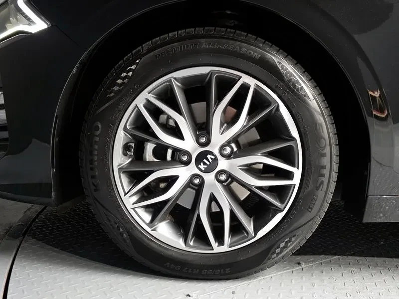 Kia K5 2.0, снимка 5 - Автомобили и джипове - 54263605