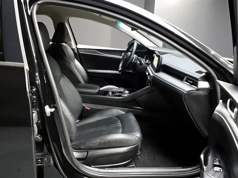 Kia K5 2.0, снимка 10 - Автомобили и джипове - 54263605