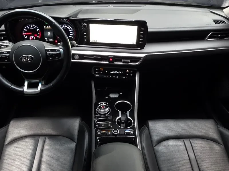 Kia K5 2.0, снимка 7 - Автомобили и джипове - 54263605