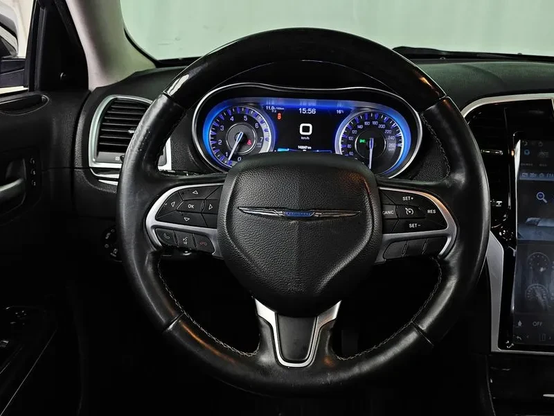 Chrysler 300c 3.6, снимка 13 - Автомобили и джипове - 54326080