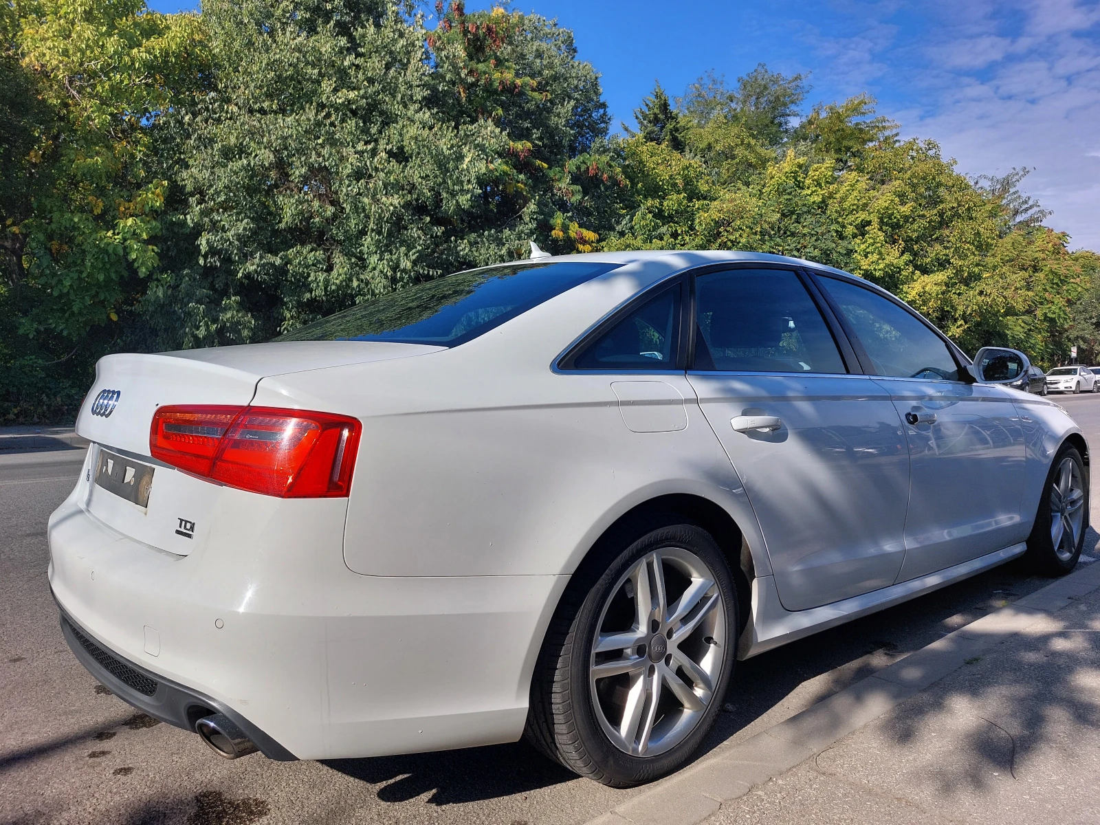 Audi A6 C7 3.0 TDI V6 245 к.с. Quattro S-Line S Tronic - изображение 6