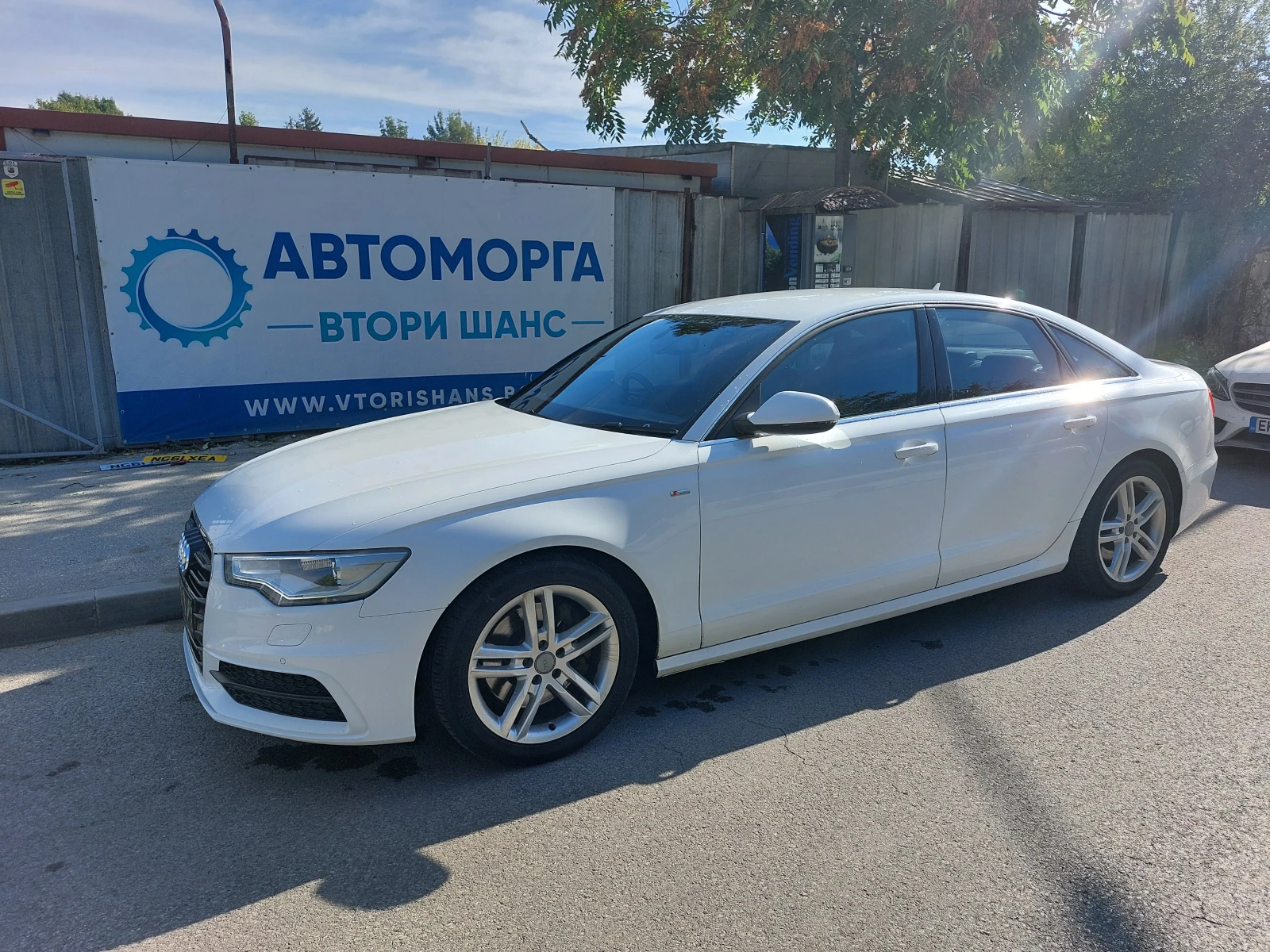 Audi A6 C7 3.0 TDI V6 245 к.с. Quattro S-Line S Tronic - изображение 3