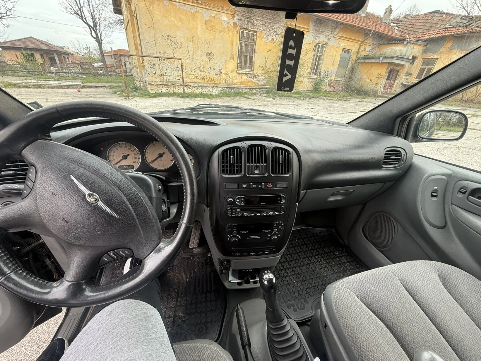 Chrysler Voyager 2.5 CRD - изображение 6