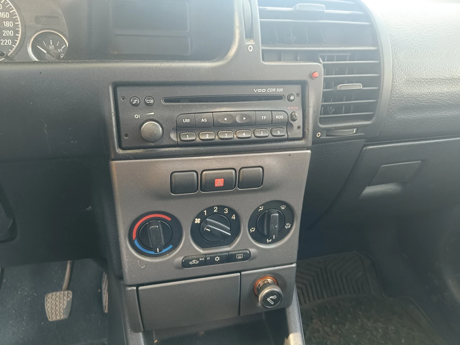 Opel Zafira  - изображение 8