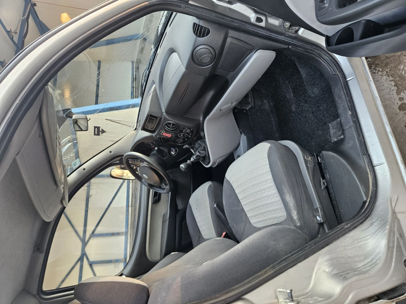 Fiat Doblo 1.4I - изображение 8