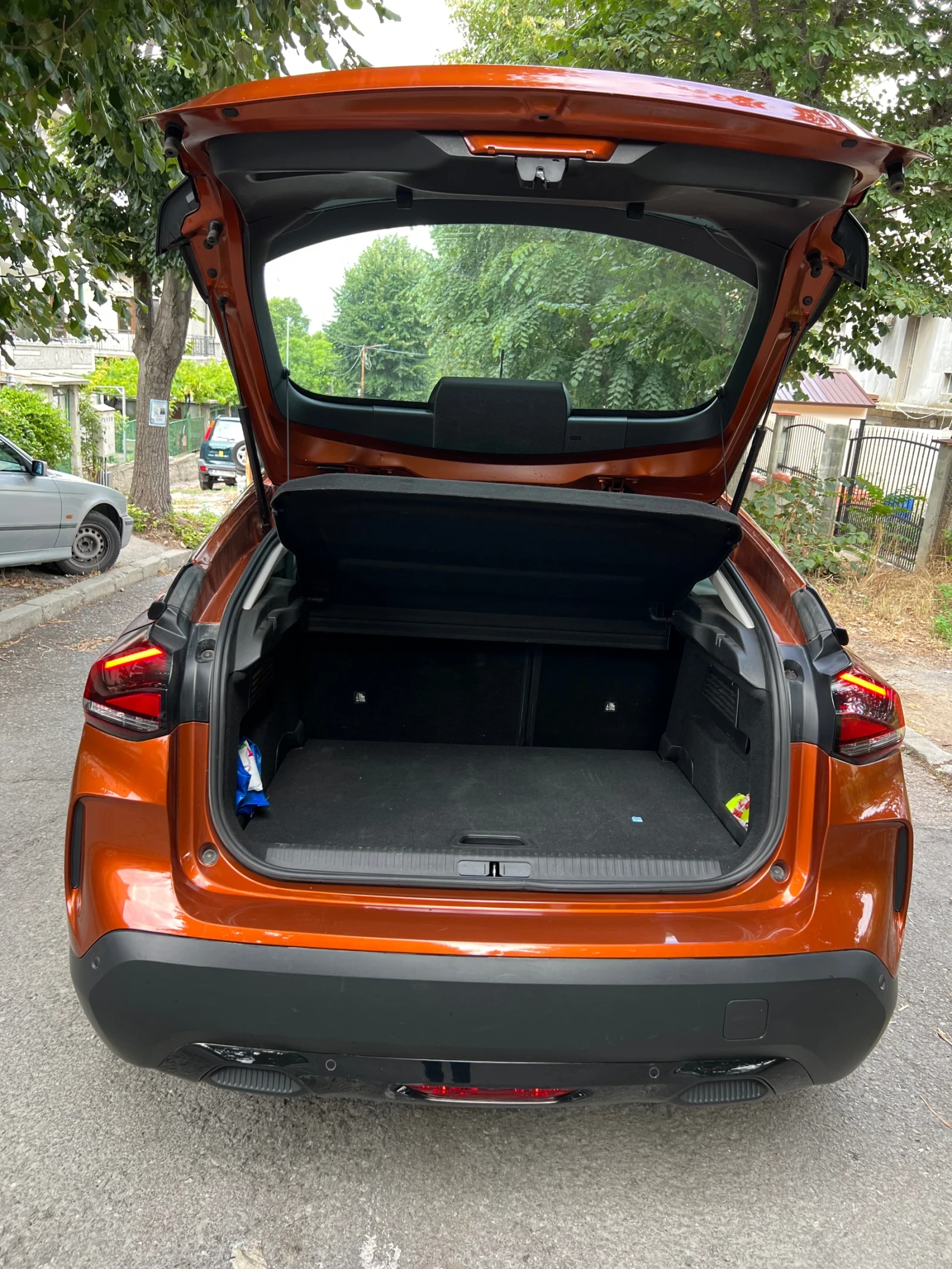 Citroen C4 E-C4 Cam.50kW/h DistronicLED - изображение 6