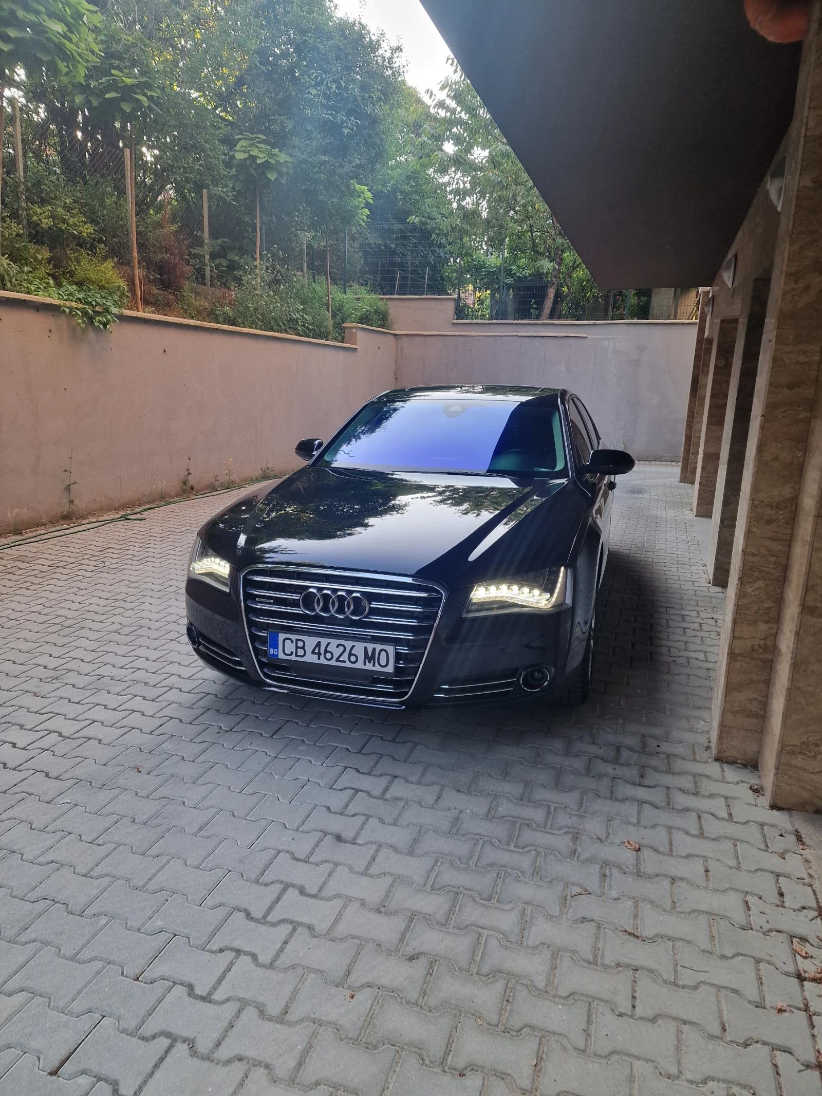 Audi A8 4.2 FSI - изображение 5