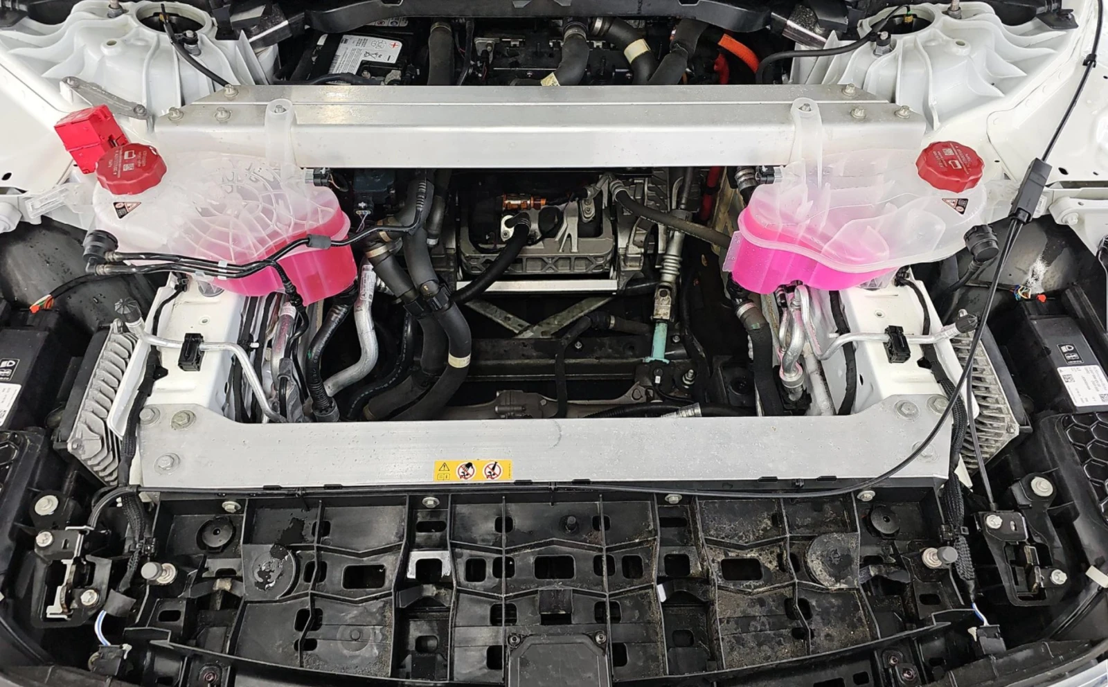 Mercedes-Benz EQS 450+ , снимка 16 - Автомобили и джипове - 54071051