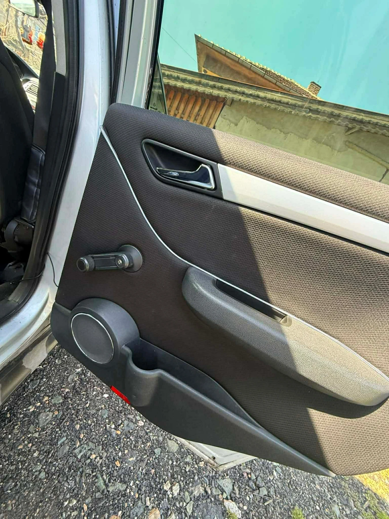 Mercedes-Benz B 180, снимка 5 - Автомобили и джипове - 54083952