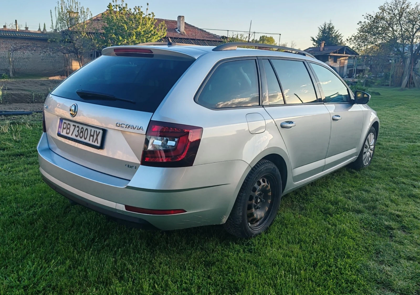 Skoda Octavia, снимка 4 - Автомобили и джипове - 54296885