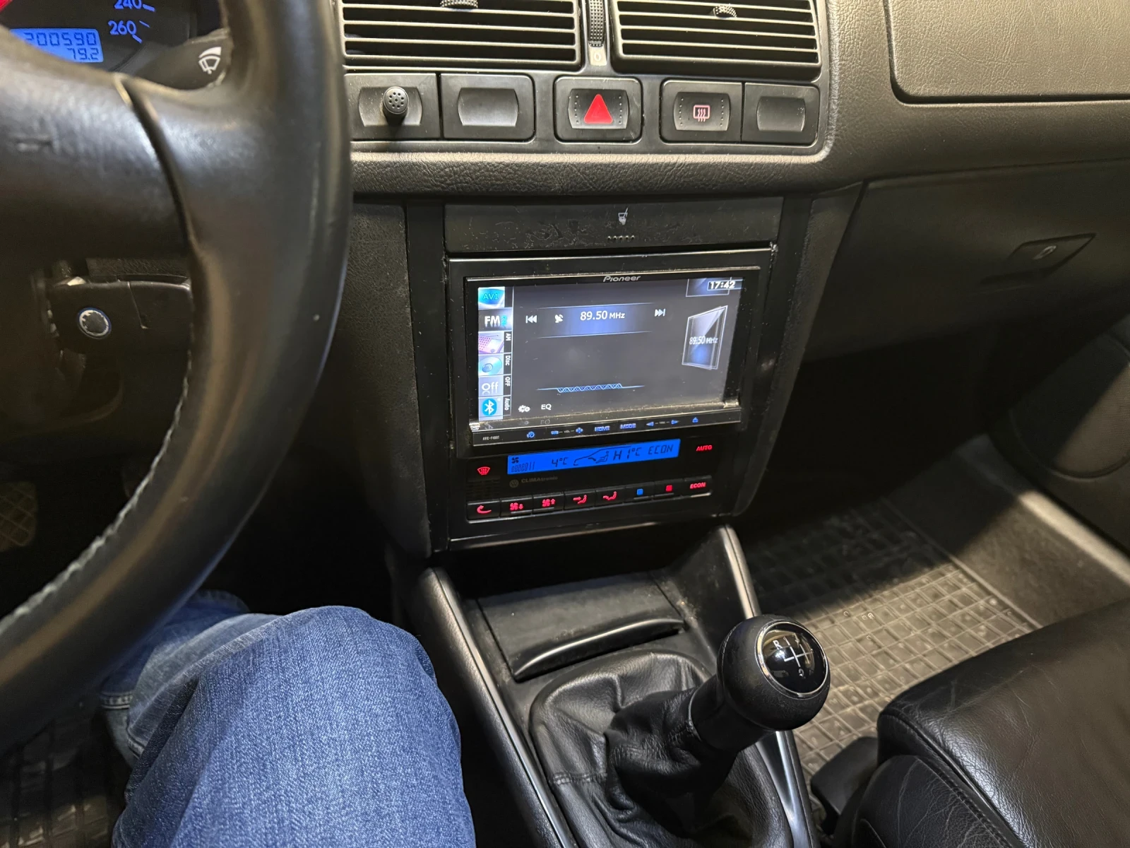 VW Golf Голф 4, снимка 10 - Автомобили и джипове - 54372301