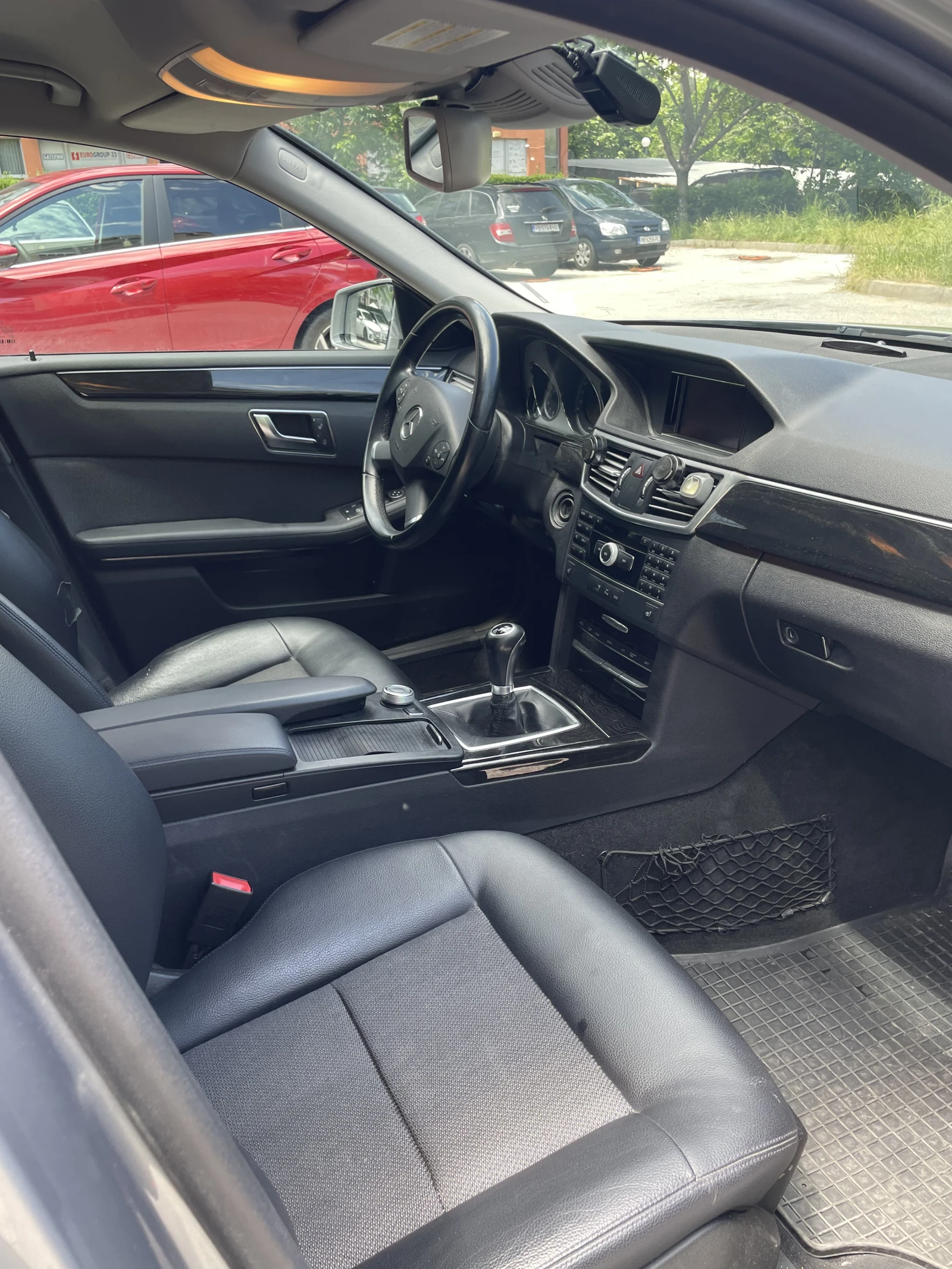 Mercedes-Benz E 200 S212, снимка 6 - Автомобили и джипове - 54682628