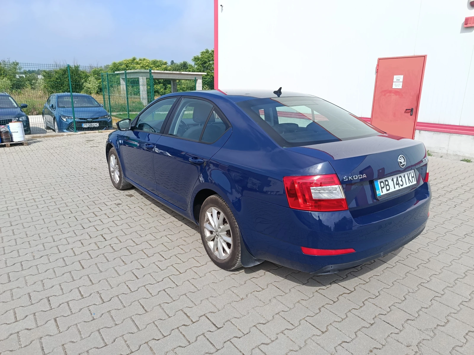 Skoda Octavia 1, 2 TSI, снимка 3 - Автомобили и джипове - 54761765