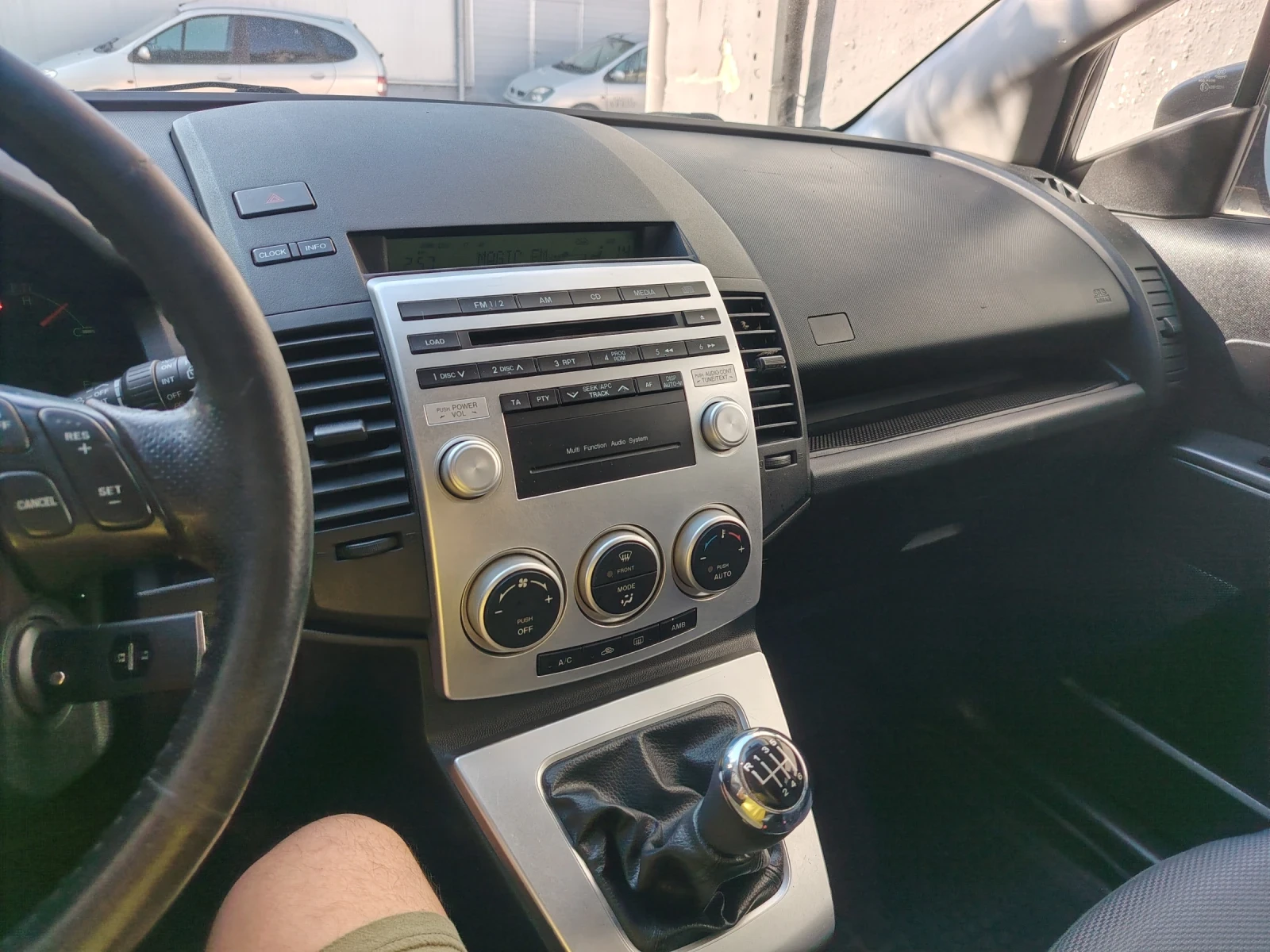 Mazda 5, снимка 16 - Автомобили и джипове - 54776428