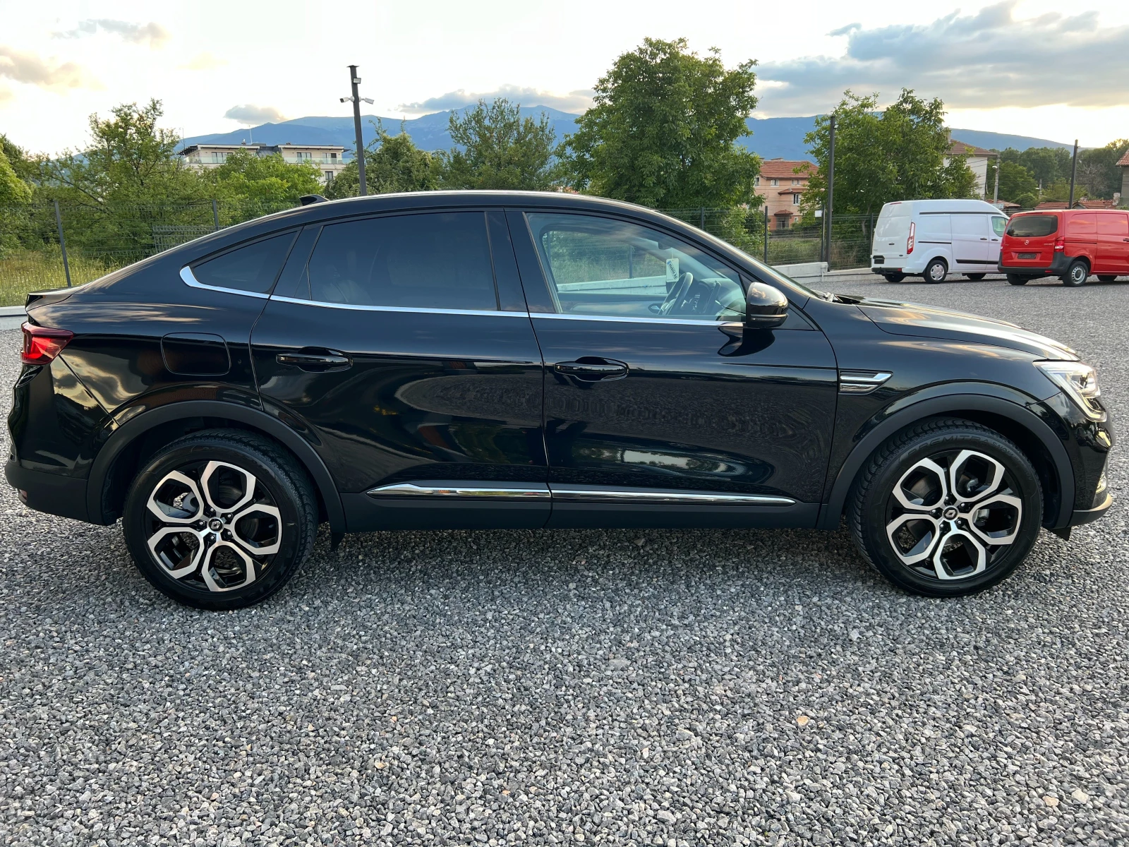 Renault Arkana 1.6 �-��CH Hybrid/145k.c./����/����/������ �����/ | Mobile.bg � ����������� 5