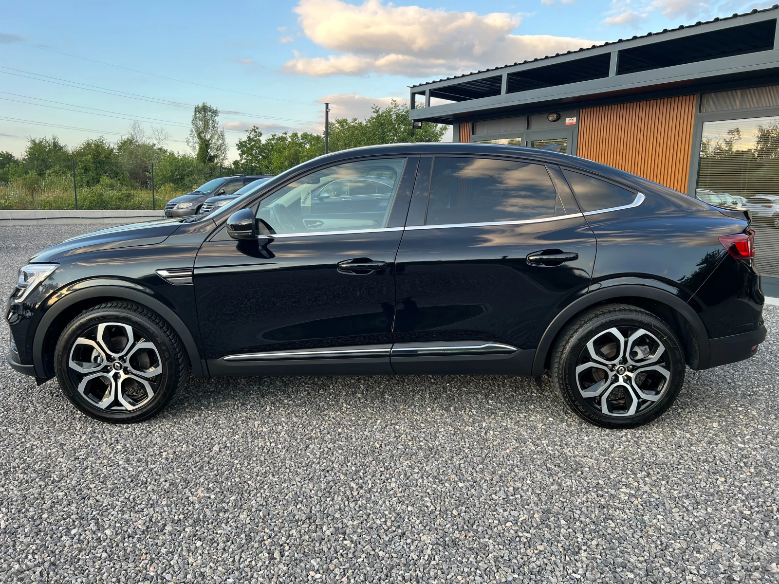 Renault Arkana 1.6 �-��CH Hybrid/145k.c./����/����/������ �����/ | Mobile.bg � ����������� 2