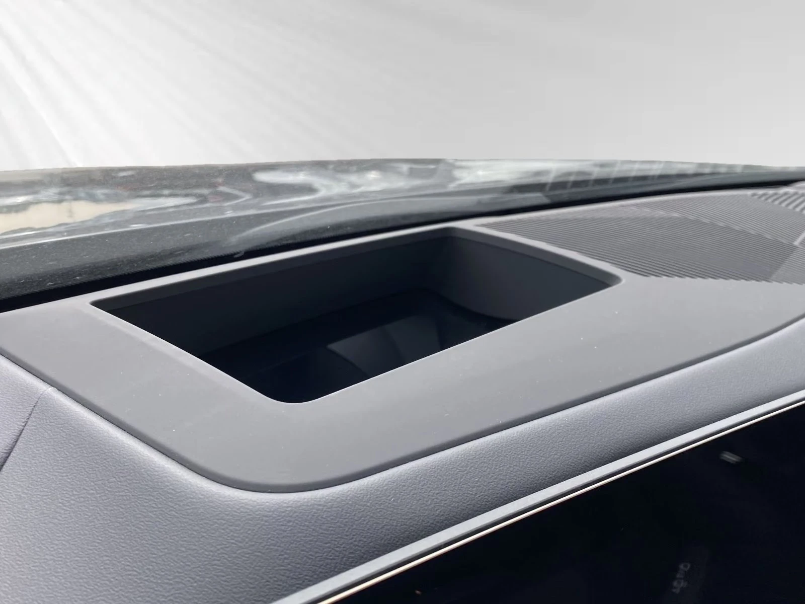 BMW i5 eDrive40/LED/HEAD UP/AMBIENT/360/HARMAN KARDON, снимка 8 - Автомобили и джипове - 55919834