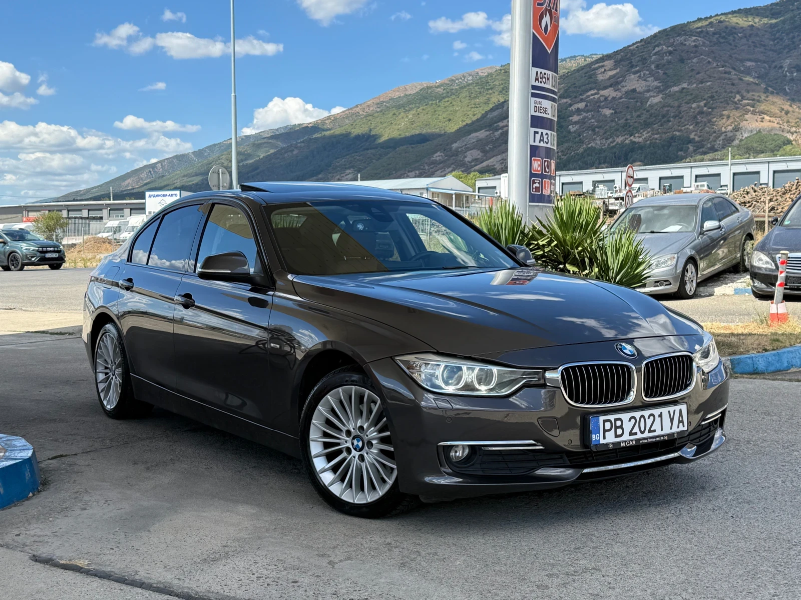 BMW 320 Luxury/Harman/K