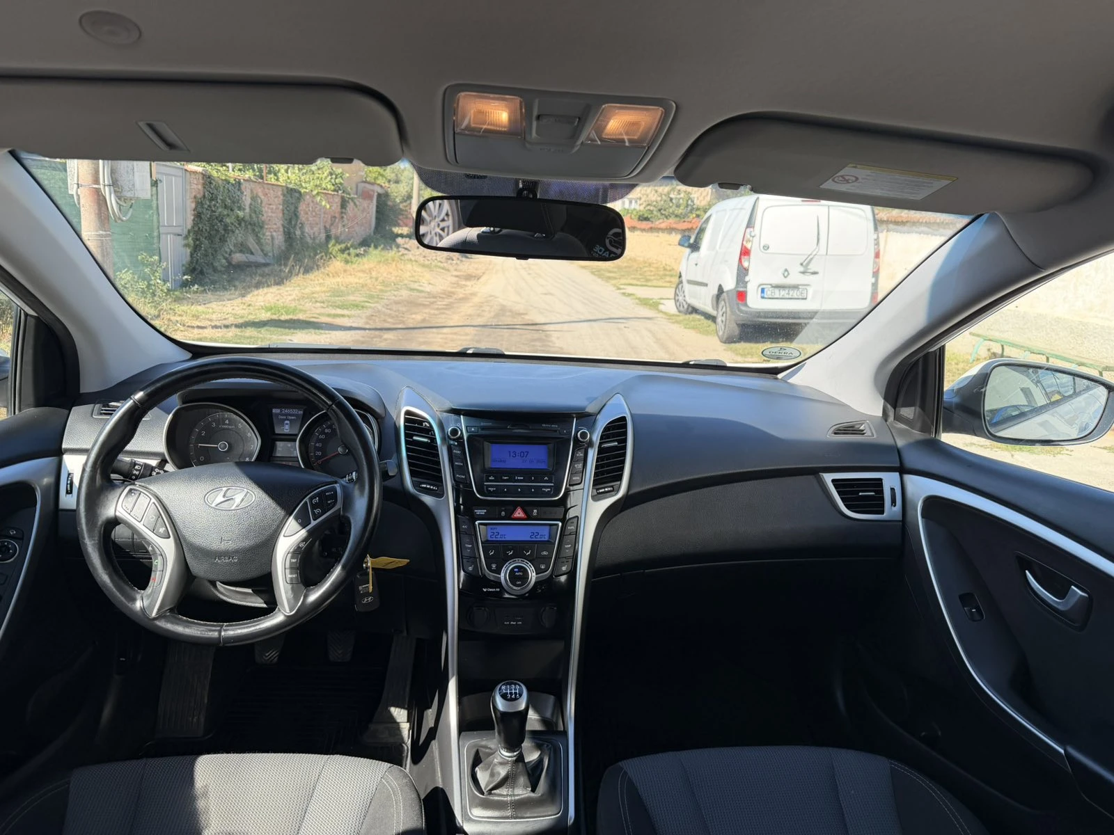 Hyundai I30 1.6 GDI 135кс серв.история Euro 5, снимка 8 - Автомобили и джипове - 56251254
