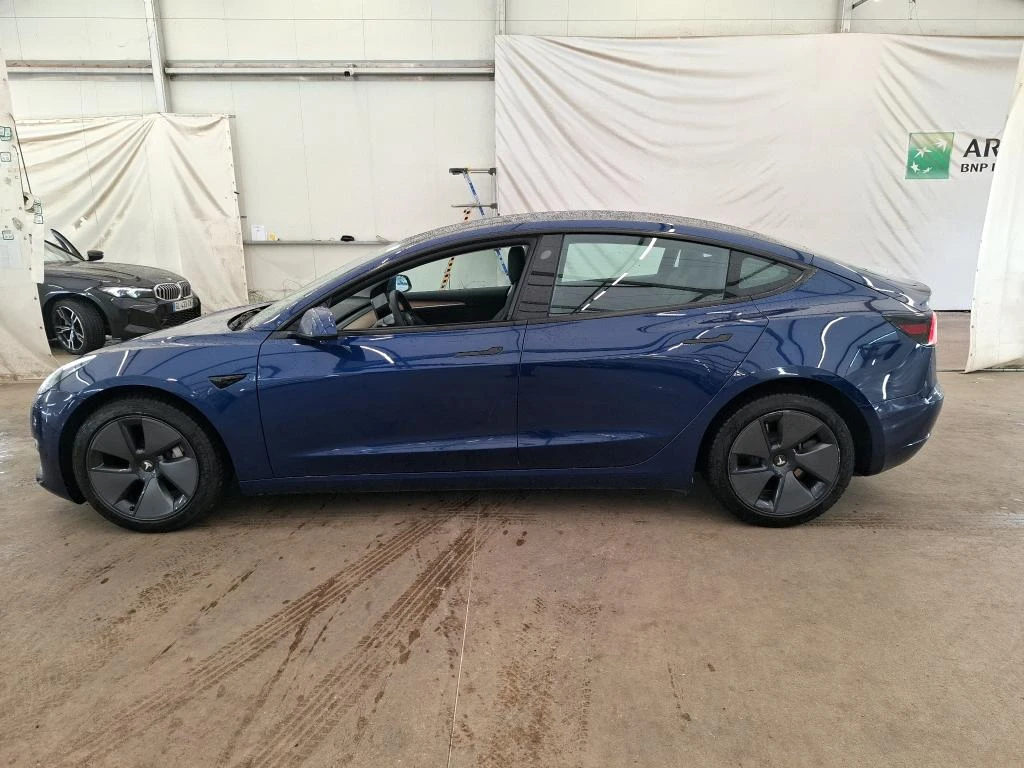 Tesla Model 3 Long Range Dual Motor Leather LED Navi 93% SoH, снимка 3 - Автомобили и джипове - 56287674