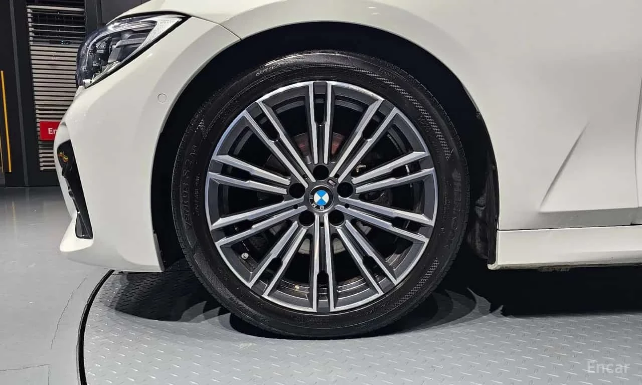 BMW 320 d * M Sport * HUD * ���� �� �� *  | Mobile.bg � ����������� 5