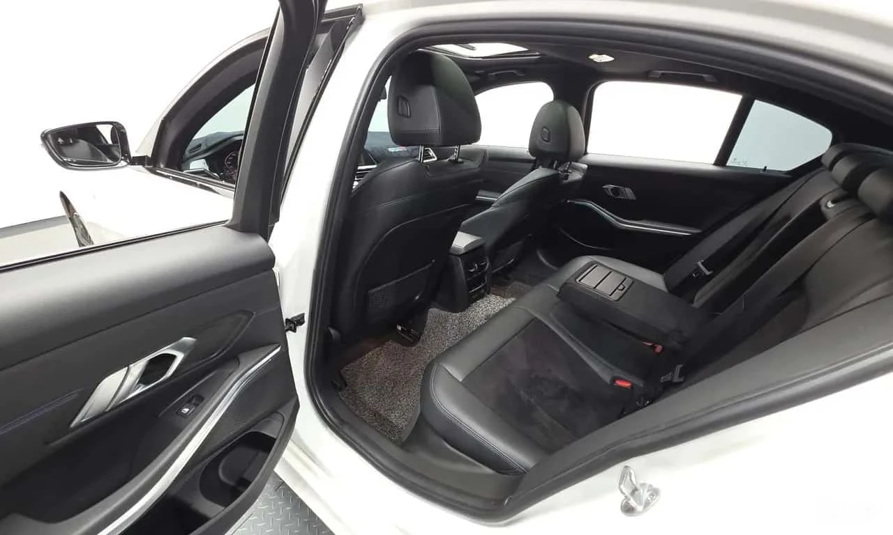 BMW 320 * 320d M Sport *  | Mobile.bg � ����������� 12