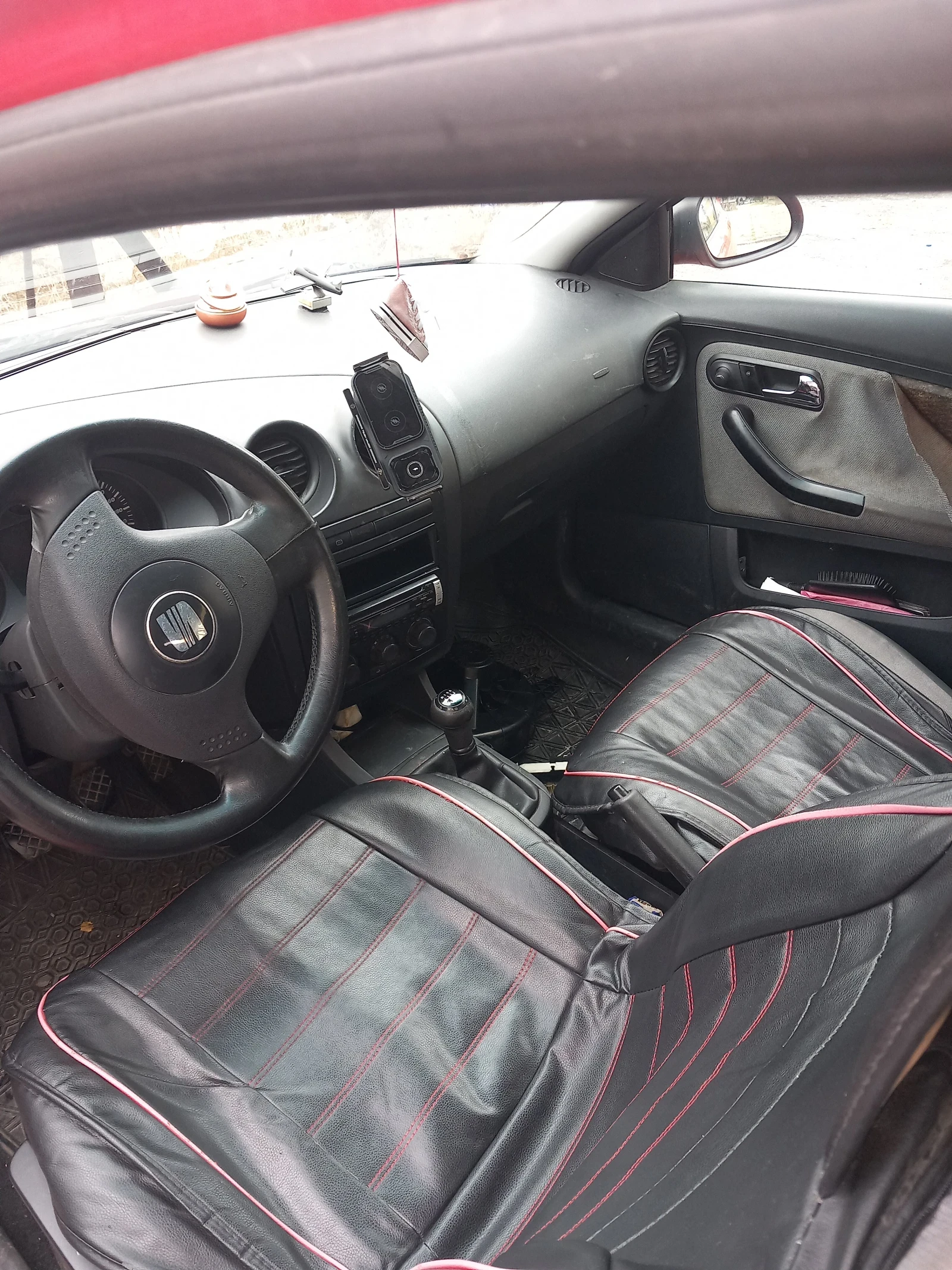 Seat Ibiza, снимка 3 - Автомобили и джипове - 56516478
