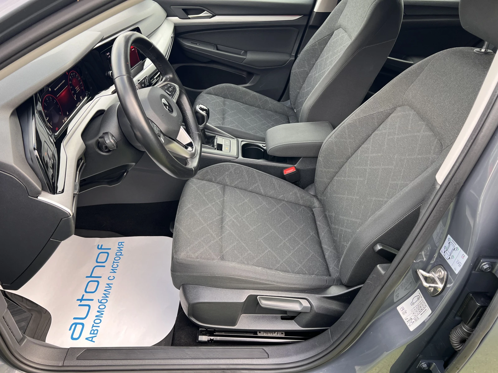 VW Golf Life/1.5e-TSI/150k.c./6MT, снимка 8 - Автомобили и джипове - 56597467