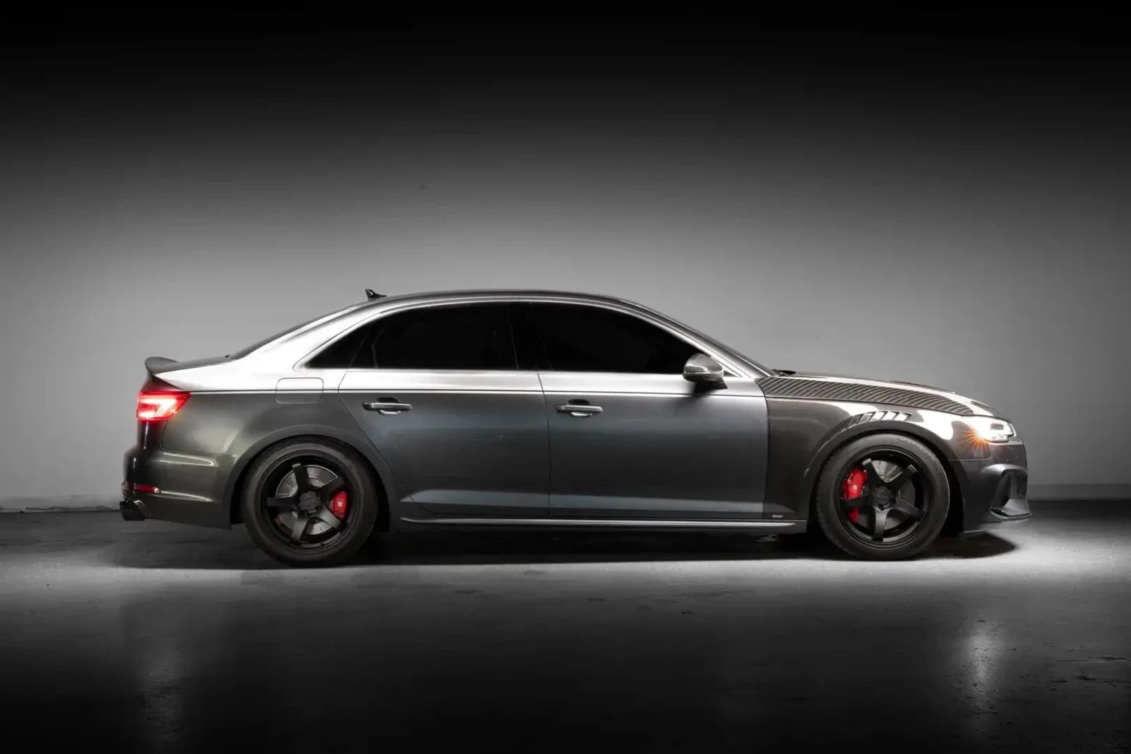 Audi S4, снимка 4 - Автомобили и джипове - 56729132