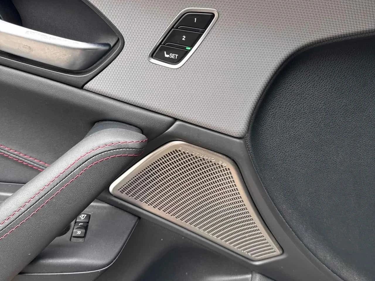 Acura TLX, снимка 13 - Автомобили и джипове - 56739720