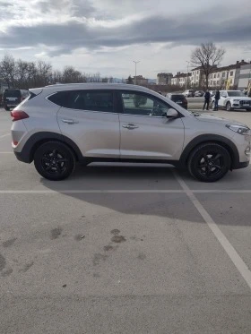 Hyundai Tucson 1.6TGDi всички екстри, 2 комплекта джанти, обслуже, снимка 4