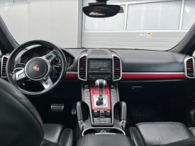 Porsche Cayenne  4.8 V8 TURBO PANORAMA/2xTV/XENON/NAVI/SWISS - 44950 лв. / 22982.57 € - 66181652 7