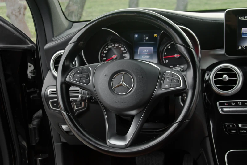 Mercedes-Benz GLC 220 *Sport* 9G-Tronic, снимка 11 - Автомобили и джипове - 44898459