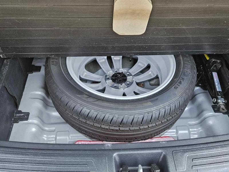Hyundai IX35 2.0CRDI* 4WD, снимка 14 - Автомобили и джипове - 51187040