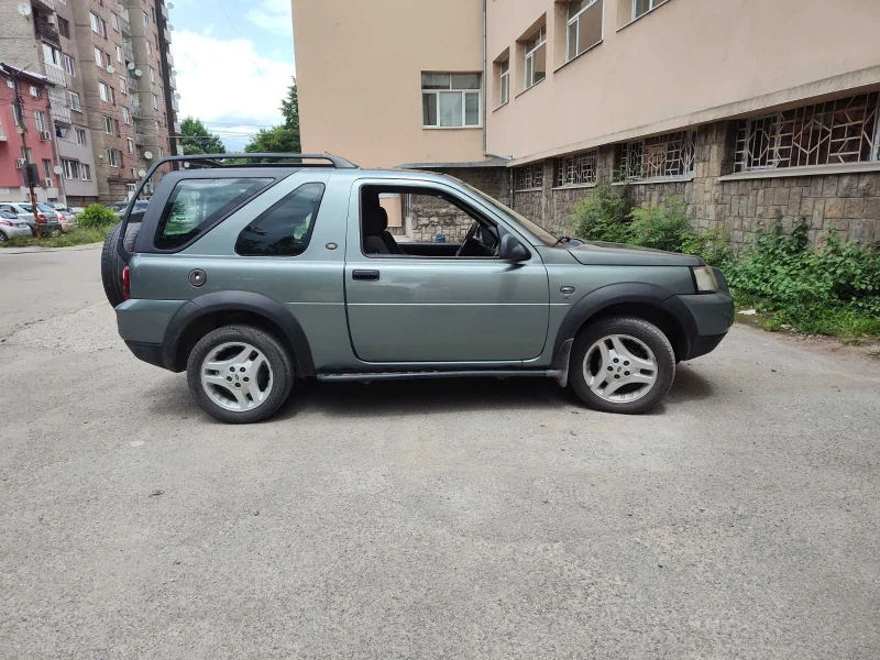 Land Rover Freelander td4, снимка 8 - Автомобили и джипове - 52739107