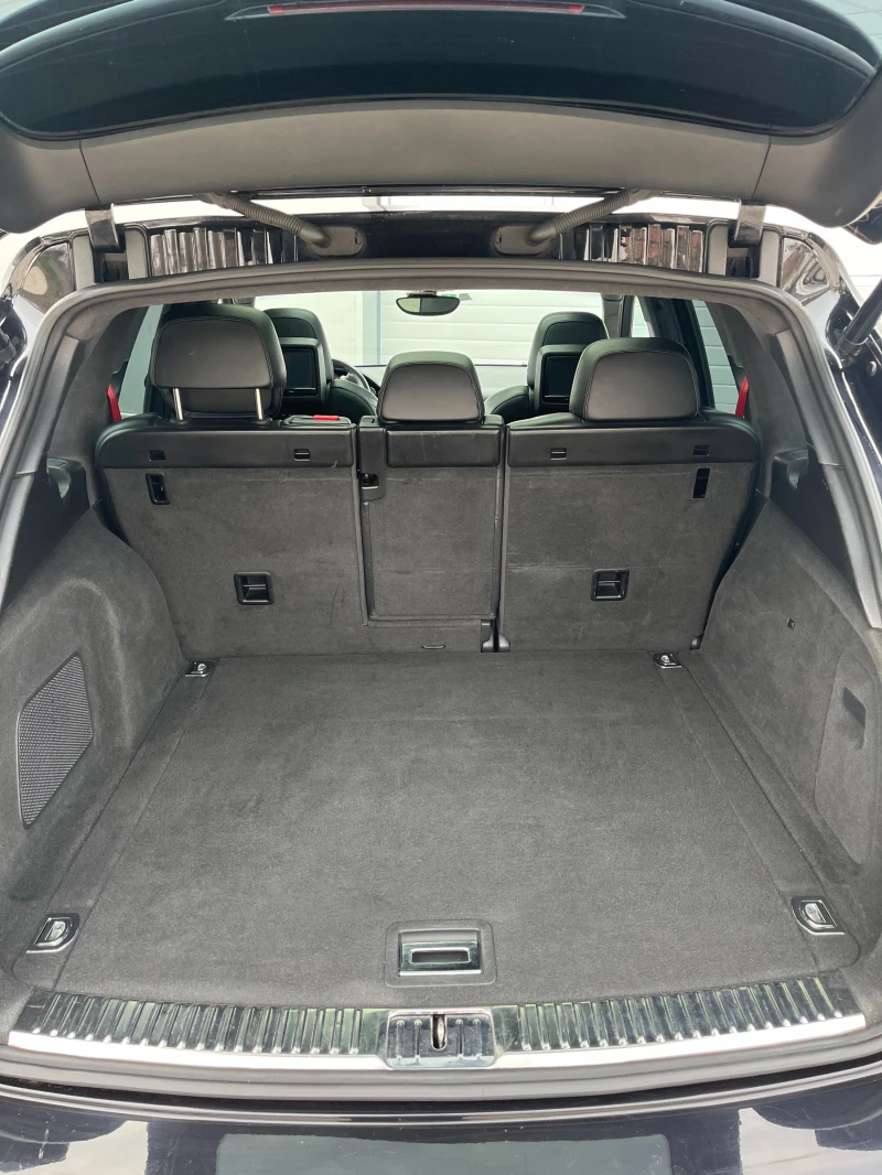 Porsche Cayenne  4.8 V8 TURBO PANORAMA/2xTV/XENON/NAVI/SWISS, снимка 14 - Автомобили и джипове - 52661819
