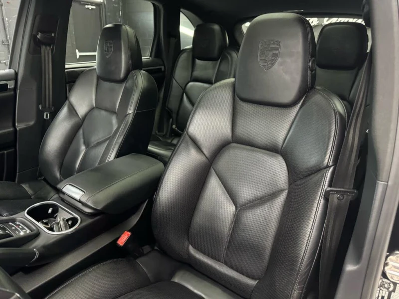 Porsche Cayenne Platinum Edition * Carfax* * ЦЕНА ДО БГ* , снимка 13 - Автомобили и джипове - 52748841