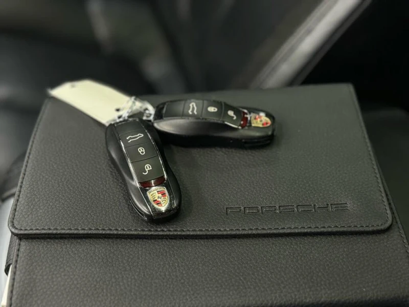 Porsche Cayenne Platinum Edition * Carfax* * ЦЕНА ДО БГ* , снимка 17 - Автомобили и джипове - 52748841