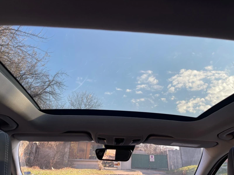 Mercedes-Benz GLA 220 d Active Edition , снимка 9 - Автомобили и джипове - 53065945