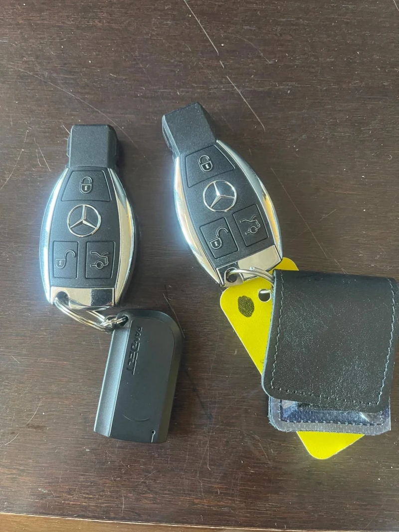 Mercedes-Benz GLA 220 d Active Edition , снимка 17 - Автомобили и джипове - 53065945