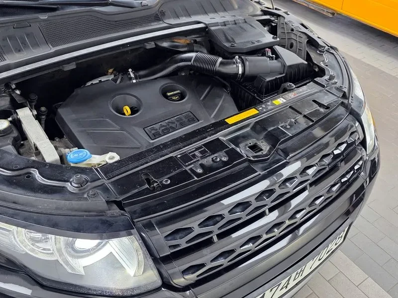 Land Rover Range Rover Evoque 2.0 Si4 Dynamic Coupe, снимка 6 - Автомобили и джипове - 55216091